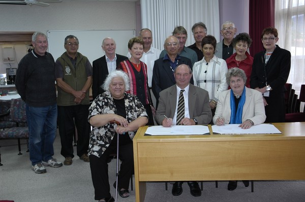 Heads of agreement signing